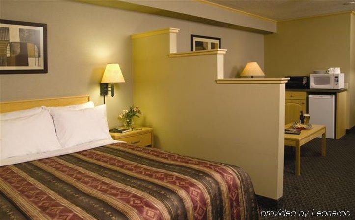 Travelodge By Wyndham Fort Mcmurray Rum bild